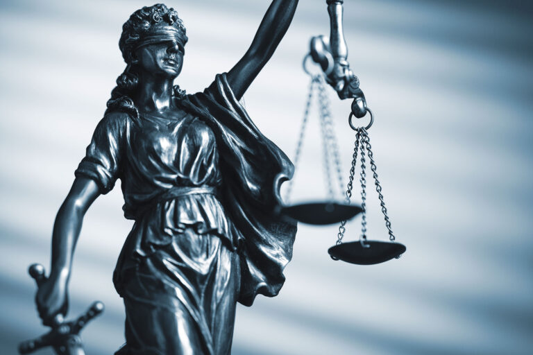 Busca Advogados 1 Advogado Criminalista em Alaíta - Itaúna - Minas Gerais
