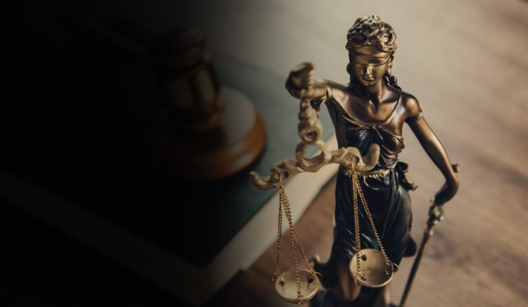 Busca Advogados 3 Advogado Criminalista em Forquilhinhas - São José - Santa Catarina